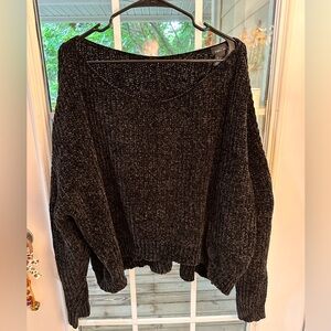 Women’s Rue 21 low Neck Pullover Sweater Black Size XL